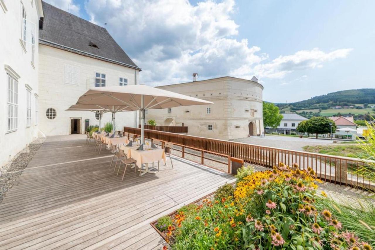 Apartment Residenz Schloss Poeggstall